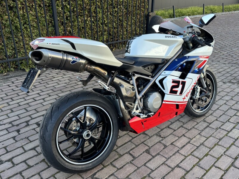 848