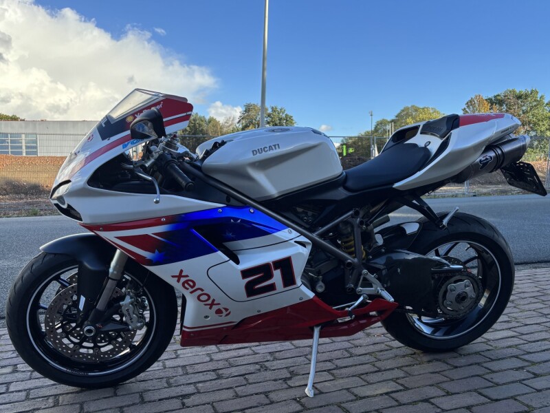 848