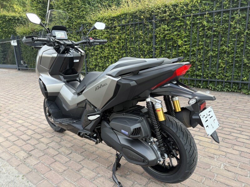 ADV 350