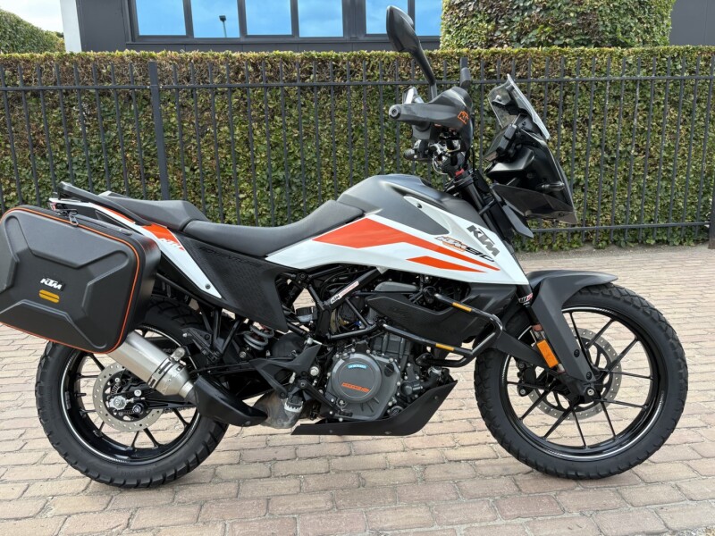 Adventure 390
