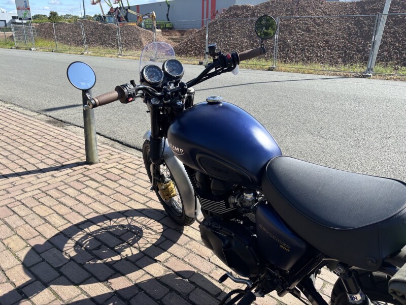 Bonneville Scrambler 900