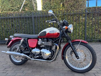 Bonneville T 100