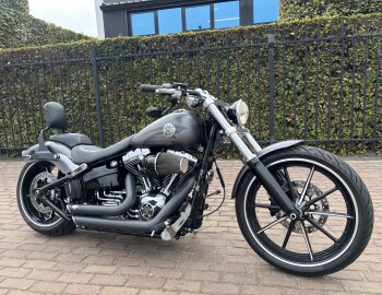 Breakout 1700cc