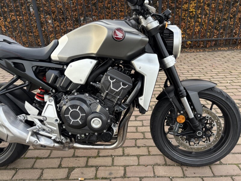 CB 1000 R
