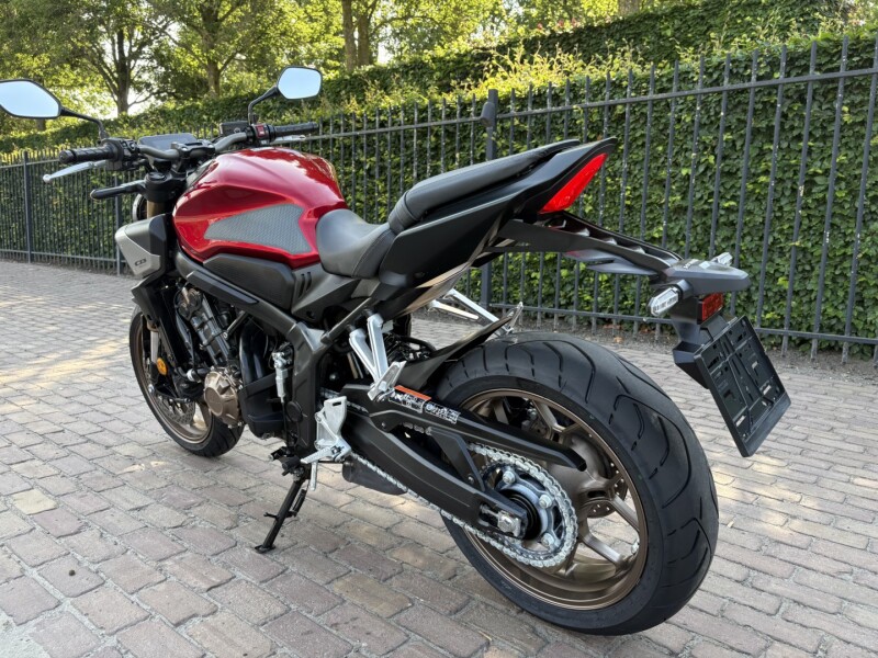 CB 650 R E-Clutch 