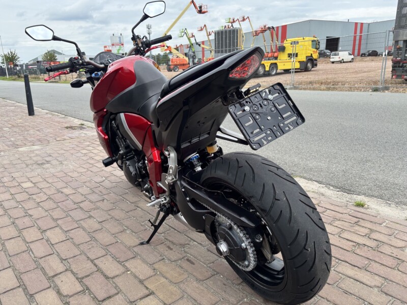 CB1000 R 