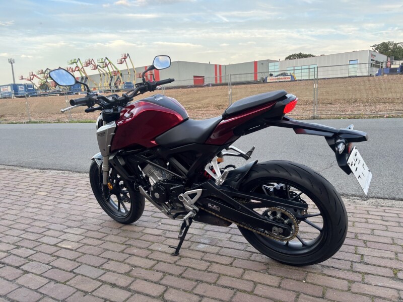 CB125 R 