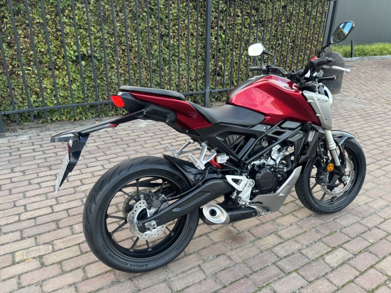 CB125 R 