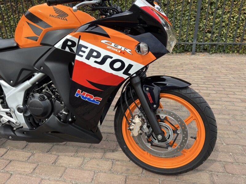 CBR 250 Repsol