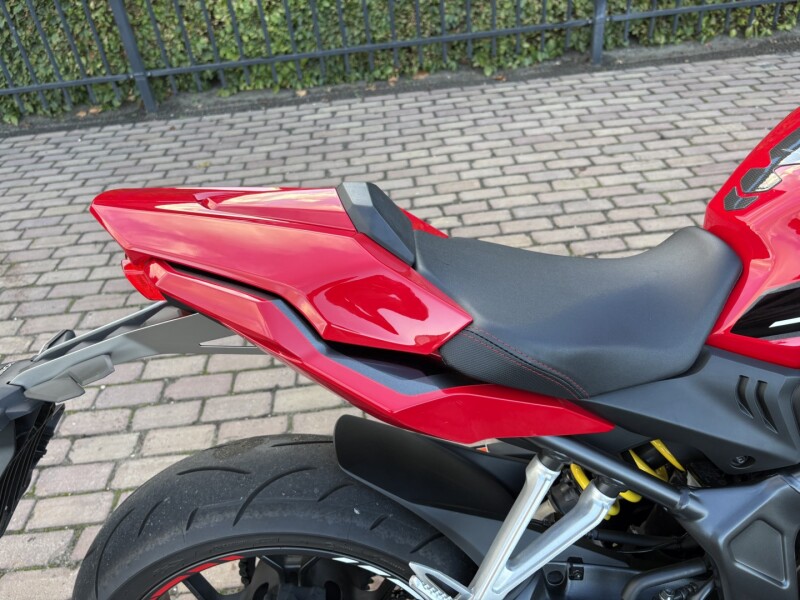 CBR 650 R