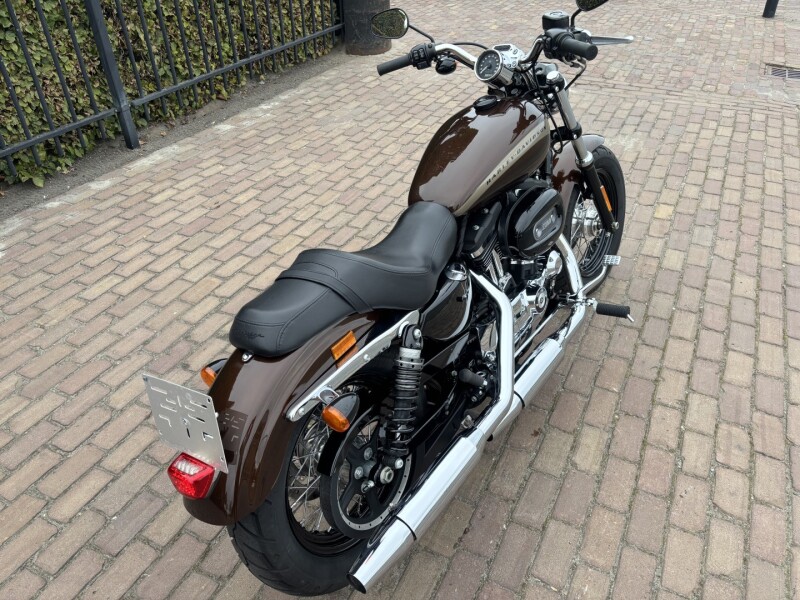 custom 1200 sportster 