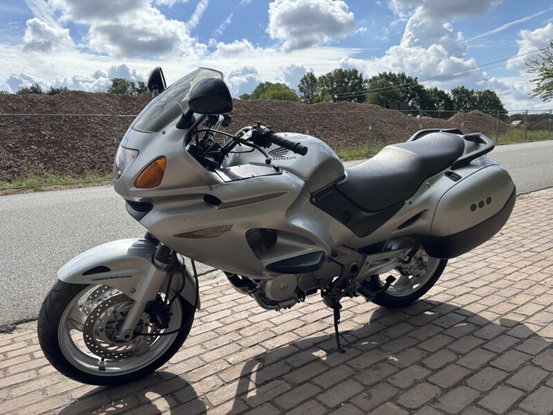 Deauville 650