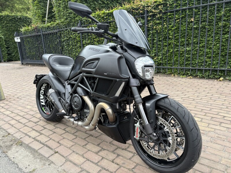 Diavel 1200