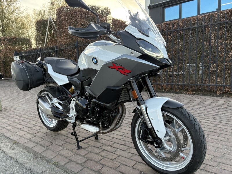 F 900 XR