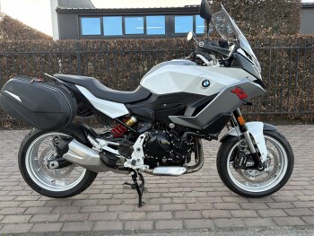 F 900 XR