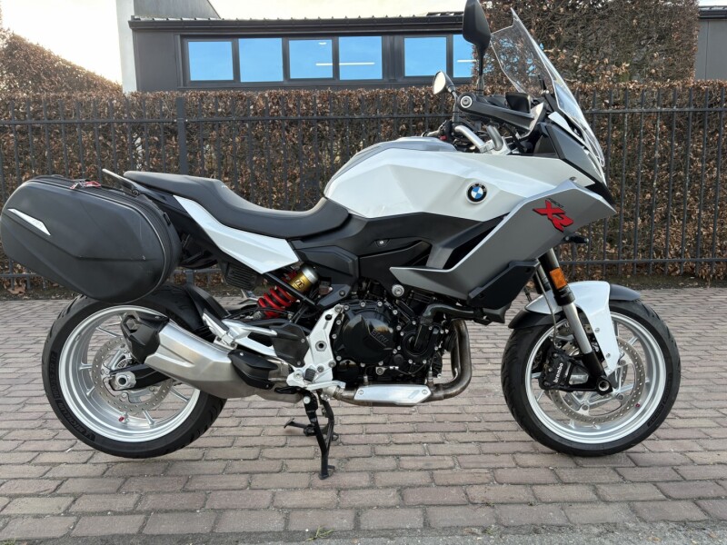 F 900 XR