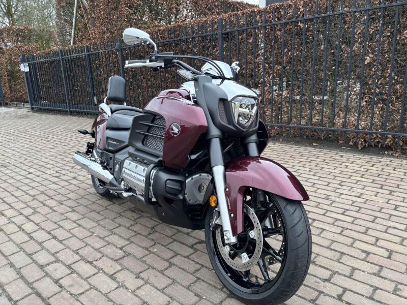 F6c 'valkery'  1800cc