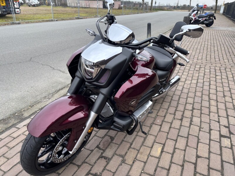F6c 'valkery'  1800cc