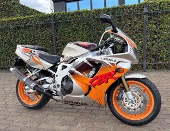 Fireblade tiger 900