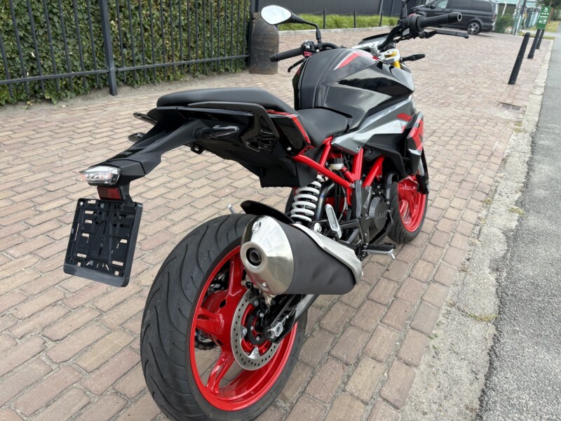 G 310 R