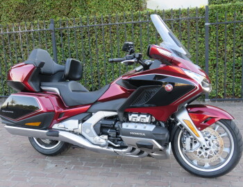 Goldwing 1800 deluxe dct