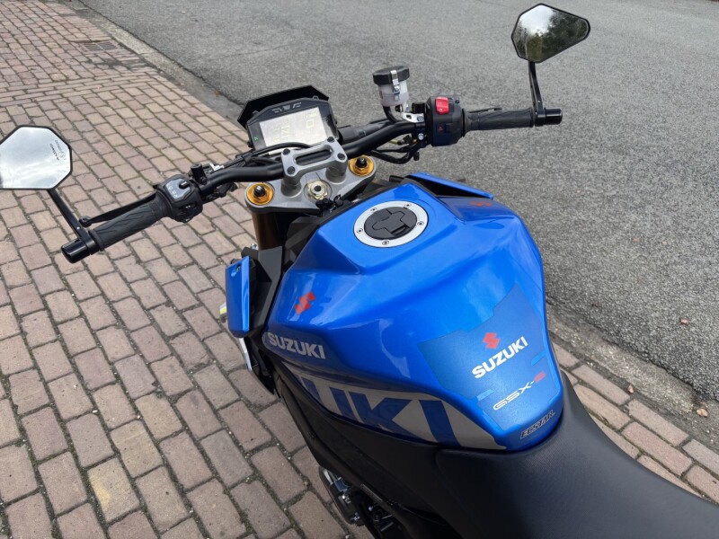 GSX S 1000