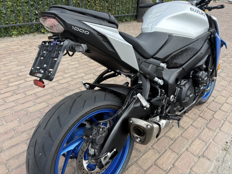 GSX S 1000