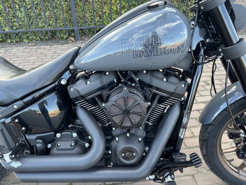 Lowrider s 117