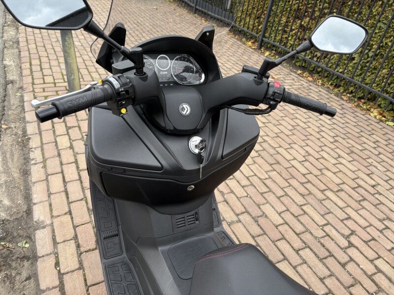Maxsym 600 - ABS