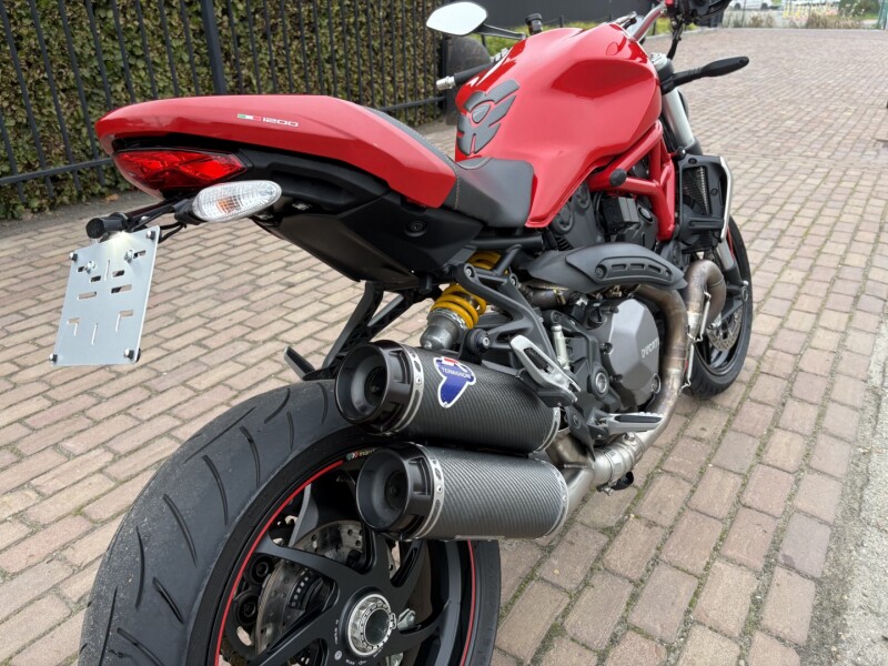 Monster 1200
