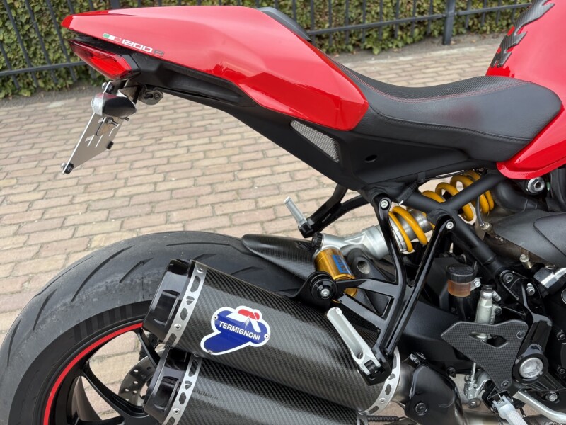 Monster 1200 R
