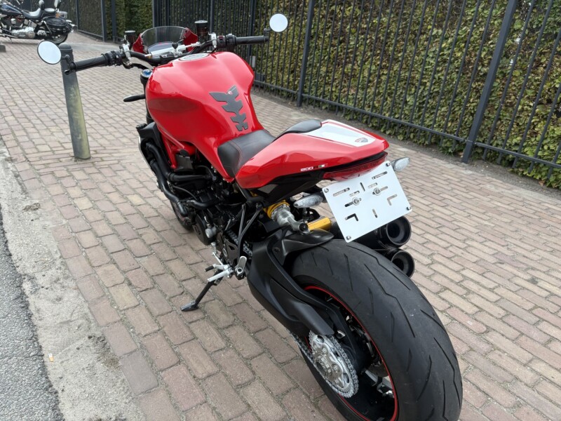 Monster 1200 R