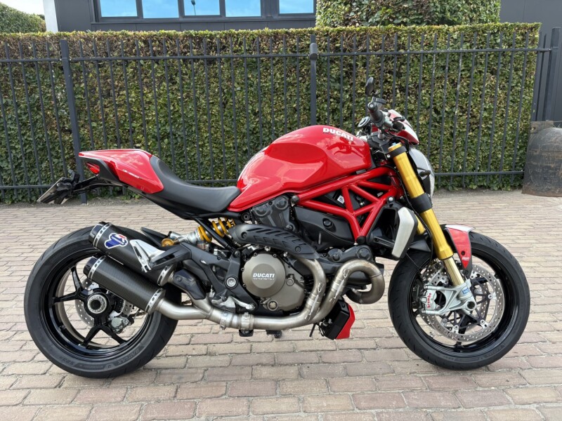 Monster 1200 S