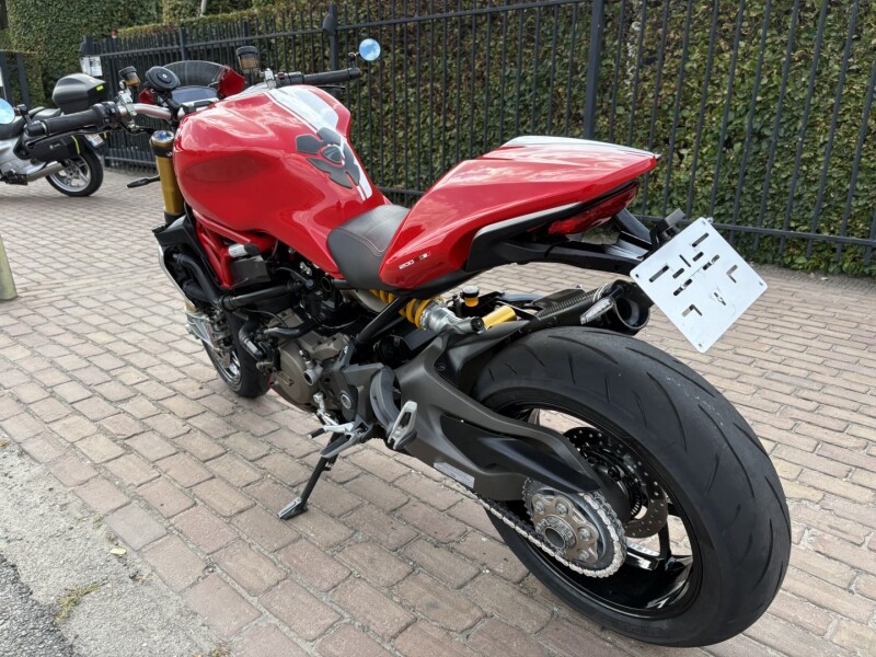 Monster 1200 S