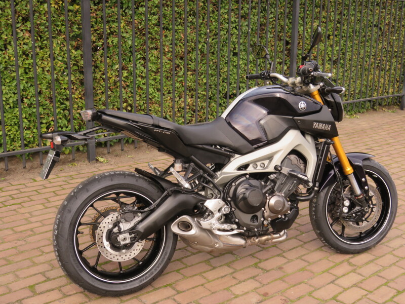 MT-09