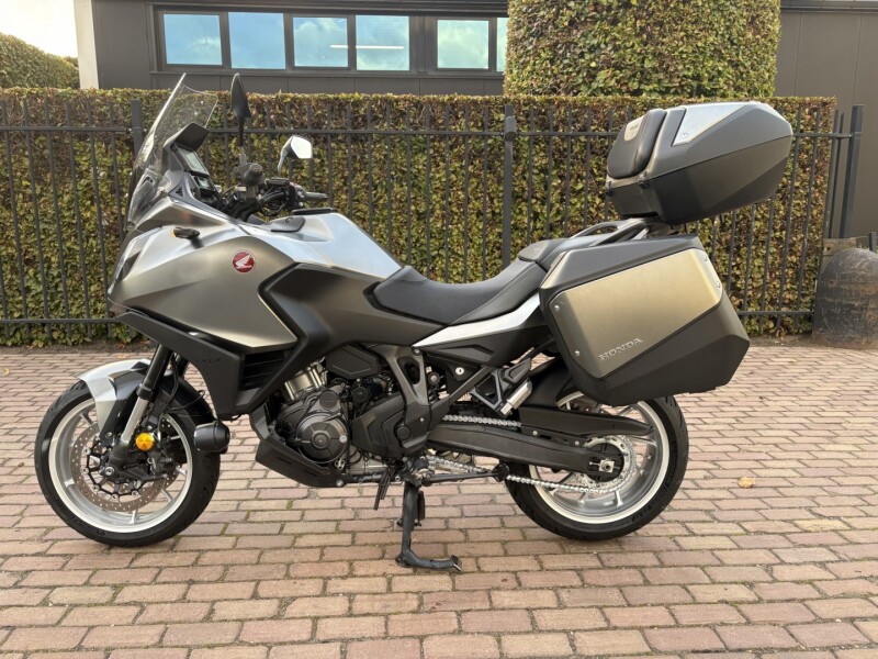 NT 1100 DCT