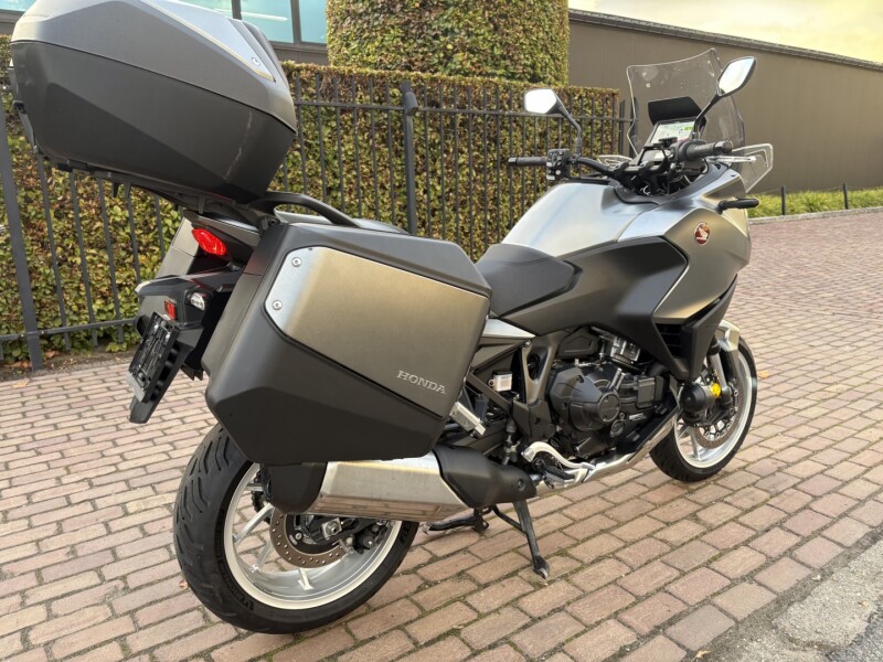 NT 1100 DCT