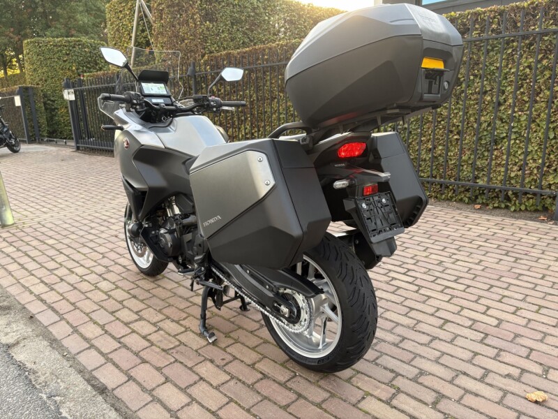 NT 1100 DCT