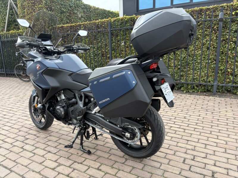 NT 1100 DCT