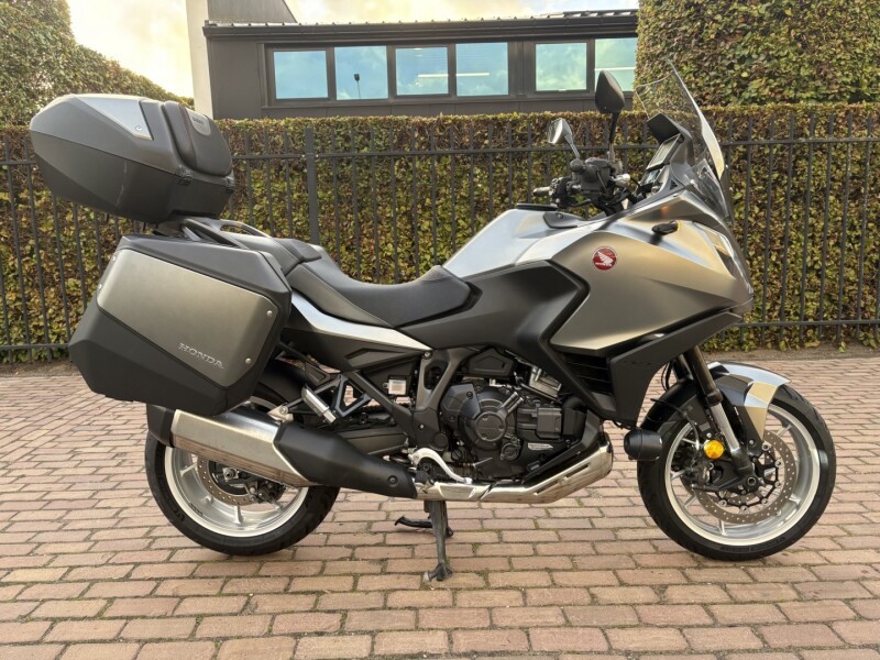 NT 1100 DCT