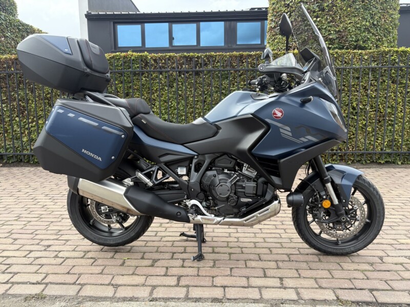 NT 1100 DCT