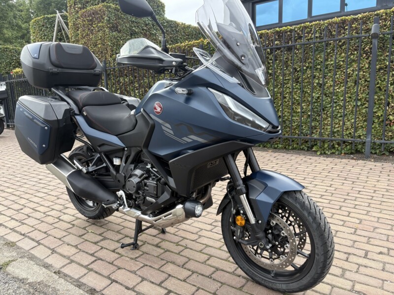 NT 1100 DCT