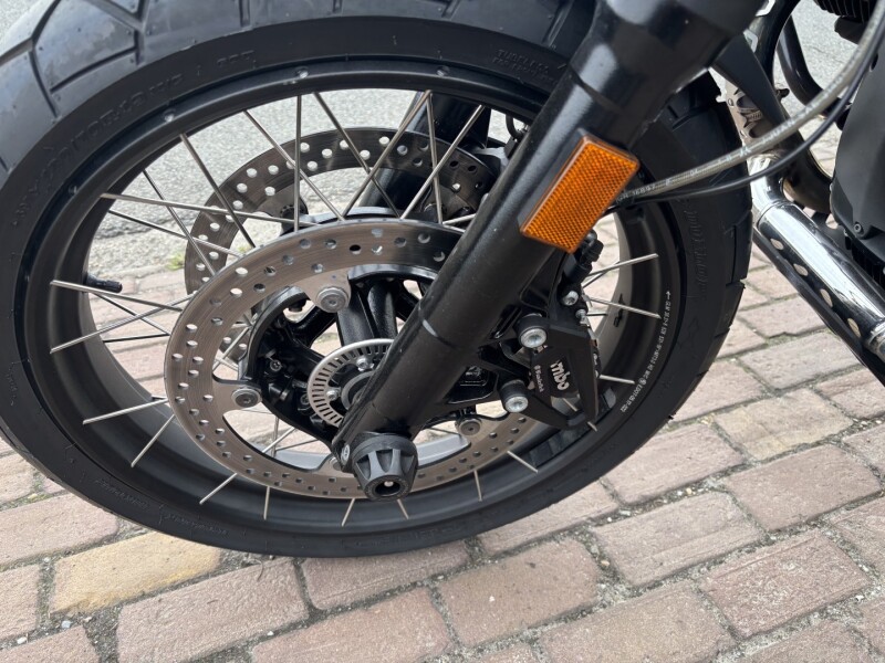 R Nine T Urban 