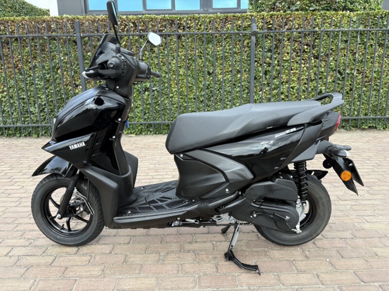 RayZR 125 Cygnus