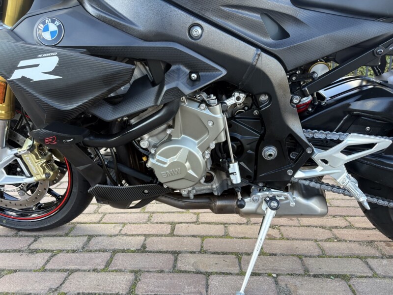 S 1000 R