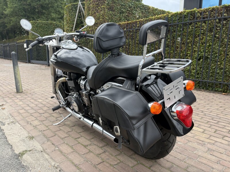 Speedmaster 900