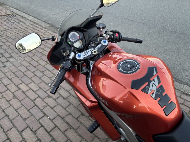 Sv1000S 