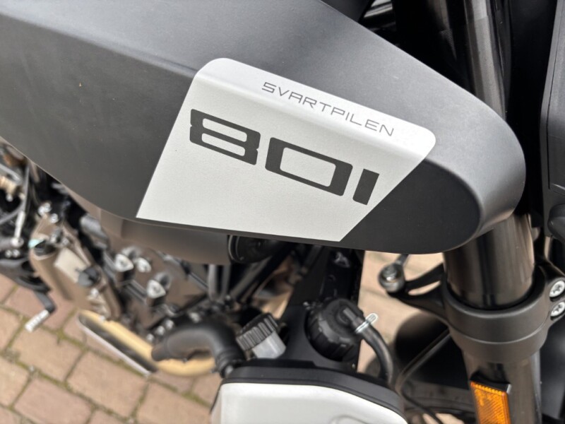 Svartpilen 801