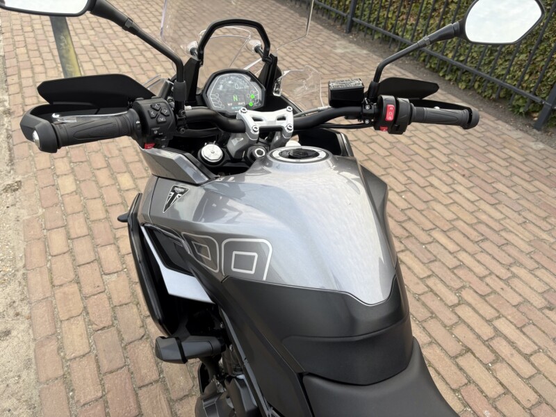 Tiger 800 Sport