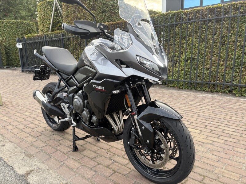 Tiger 800 Sport